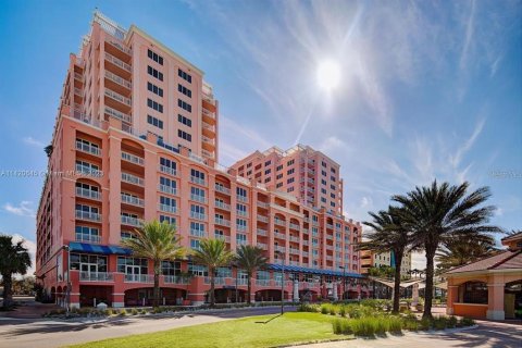 Appartement à louer à Clearwater, Floride: 4 chambres, 412.39 m2 № 2432656 - photo 2