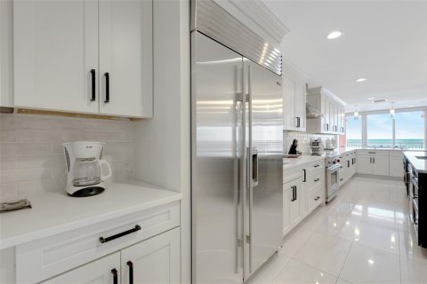 Appartement à louer à Clearwater, Floride: 4 chambres, 412.39 m2 № 2432656 - photo 18