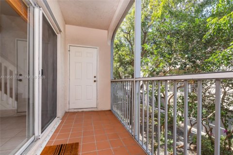 Купить таунхаус в Дорал, Флорида 3 спальни, 127.28м2, № 2020813 - фото 11