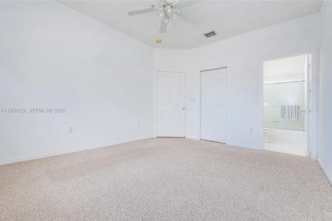 Купить таунхаус в Дорал, Флорида 3 спальни, 127.28м2, № 2020813 - фото 22