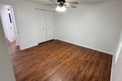 Touwnhouse à louer à Ocala, Floride: 2 chambres, 111.48 m2 № 2398868 - photo 10
