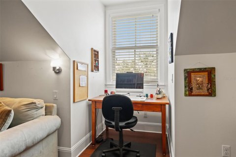 Casa en venta en Tampa, Florida, 4 dormitorios, 268.3 m2 № 1905690 - foto 25
