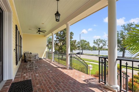 Casa en venta en Tampa, Florida, 4 dormitorios, 268.3 m2 № 1905690 - foto 4