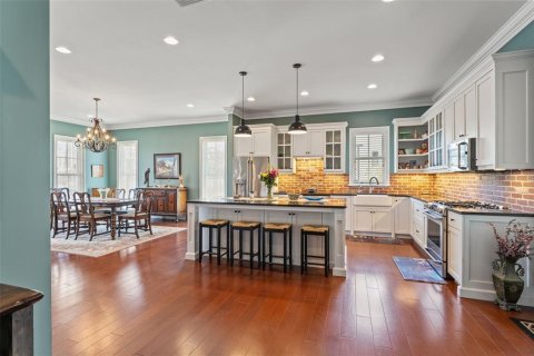 Casa en venta en Tampa, Florida, 4 dormitorios, 268.3 m2 № 1905690 - foto 11