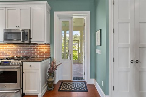 Casa en venta en Tampa, Florida, 4 dormitorios, 268.3 m2 № 1905690 - foto 29