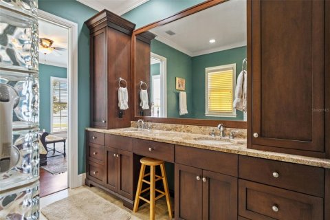 Casa en venta en Tampa, Florida, 4 dormitorios, 268.3 m2 № 1905690 - foto 19