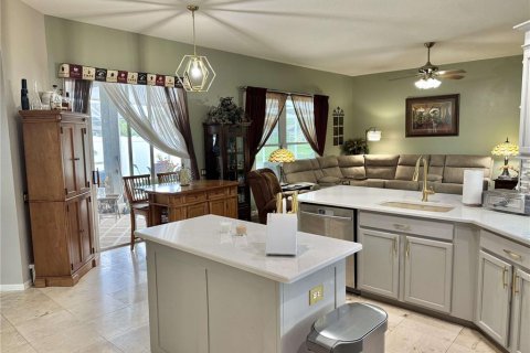 House in Land O' Lakes, Florida 4 bedrooms, 223.62 sq.m. № 2394410 - photo 25
