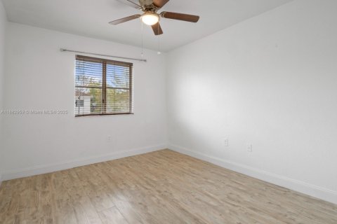 Купить таунхаус в Хомстед, Флорида 3 спальни, 140.19м2, № 1978153 - фото 15