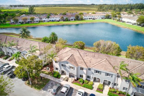 Купить таунхаус в Хомстед, Флорида 3 спальни, 140.19м2, № 1978153 - фото 7