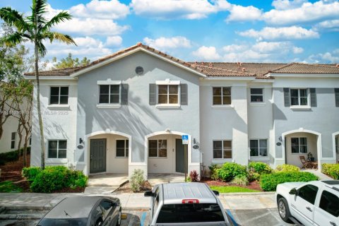Купить таунхаус в Хомстед, Флорида 3 спальни, 140.19м2, № 1978153 - фото 9
