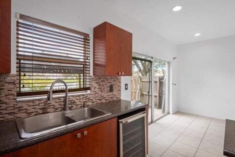 Купить таунхаус в Хомстед, Флорида 3 спальни, 140.19м2, № 1978153 - фото 19