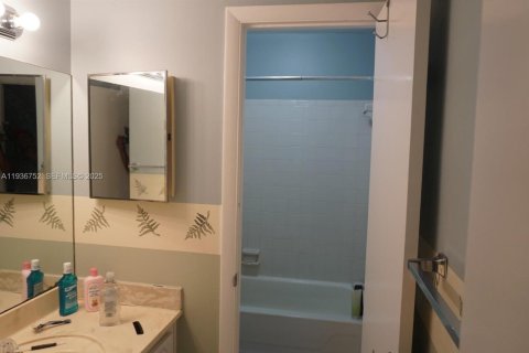 Condominio en venta en Davie, Florida, 2 dormitorios, 116.13 m2 № 1994744 - foto 18