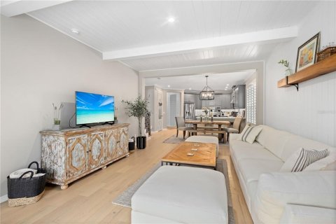Casa en venta en Bradenton, Florida, 4 dormitorios, 284 m2 № 1767619 - foto 8