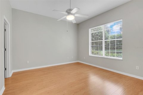 House in Lady Lake, Florida 3 bedrooms, 210.98 sq.m. № 1855505 - photo 21