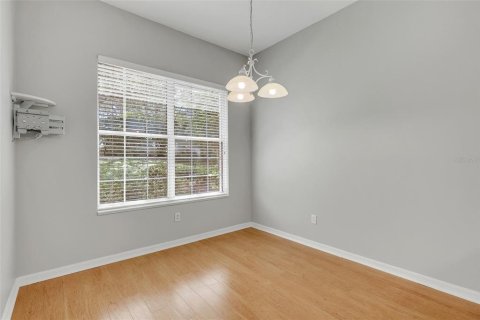 House in Lady Lake, Florida 3 bedrooms, 210.98 sq.m. № 1855505 - photo 15