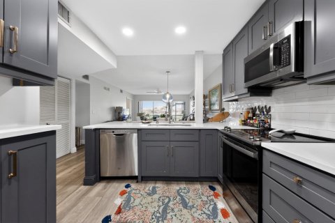 Condo in Delray Beach, Florida, 2 bedrooms  № 2078595 - photo 16