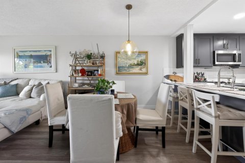 Condo in Delray Beach, Florida, 2 bedrooms  № 2078595 - photo 13