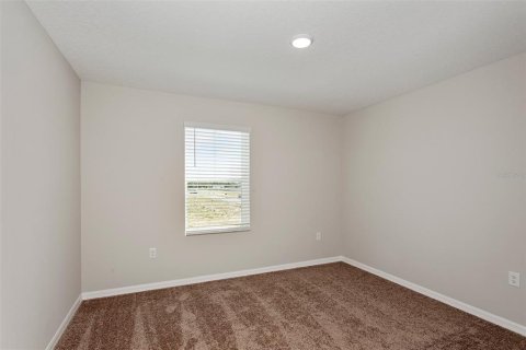 House in Haines City, Florida 5 bedrooms, 268.3 sq.m. № 2149536 - photo 19