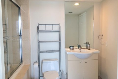 Copropriété à vendre à Hallandale Beach, Floride: 1 chambre, 80.92 m2 № 1979360 - photo 9