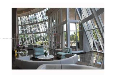 Copropriété à vendre à Hallandale Beach, Floride: 1 chambre, 80.92 m2 № 1979360 - photo 15