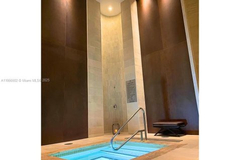 Copropriété à vendre à Hallandale Beach, Floride: 1 chambre, 80.92 m2 № 1979360 - photo 22