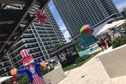 Copropriété à vendre à Hallandale Beach, Floride: 1 chambre, 80.92 m2 № 1979360 - photo 20