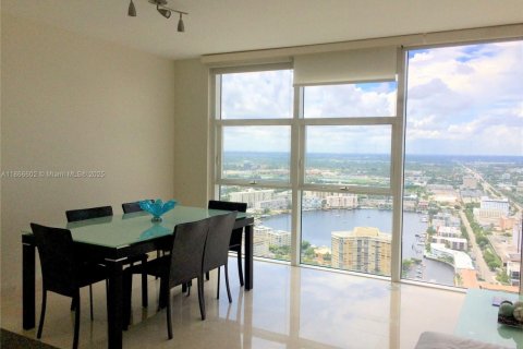 Copropriété à vendre à Hallandale Beach, Floride: 1 chambre, 80.92 m2 № 1979360 - photo 8