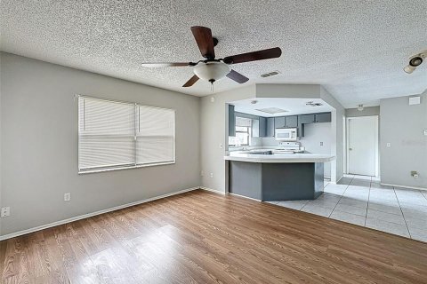 House in Spring Hill, Florida 3 bedrooms, 162.58 sq.m. № 1776971 - photo 20