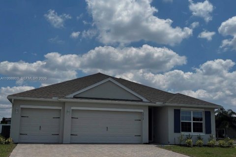 Casa en Cape Coral, Florida 4 dormitorios, 187.66 m2 № 2060919