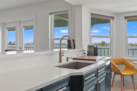 Купить кондоминиум в Тиерра-Верде, Флорида 5 комнат, 118.91м2, № 1834745 - фото 19