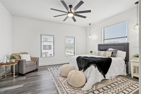 Touwnhouse à vendre à Pinellas Park, Floride: 3 chambres, 218.41 m2 № 2152102 - photo 17