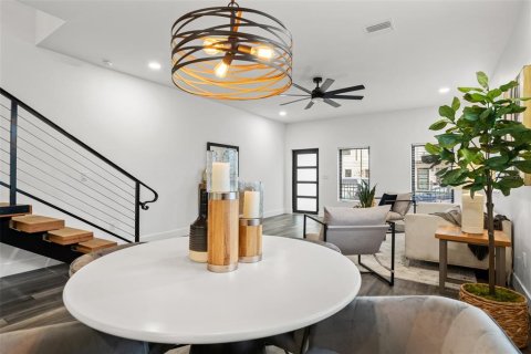Touwnhouse à vendre à Pinellas Park, Floride: 3 chambres, 218.41 m2 № 2152102 - photo 12