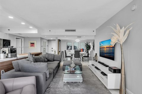 Copropriété à vendre à Aventura, Floride: 2 chambres, 139.35 m2 № 1946307 - photo 9