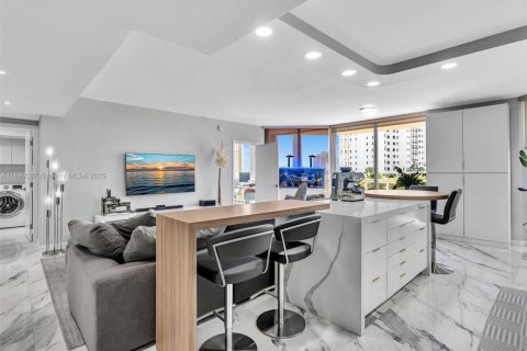 Copropriété à vendre à Aventura, Floride: 2 chambres, 139.35 m2 № 1946307 - photo 13