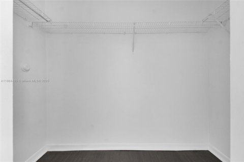 Townhouse in Homestead, Florida 2 bedrooms, 112.6 sq.m. № 1892829 - photo 26