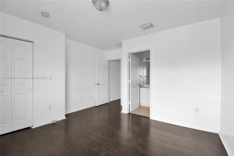 Townhouse in Homestead, Florida 2 bedrooms, 112.6 sq.m. № 1892829 - photo 18