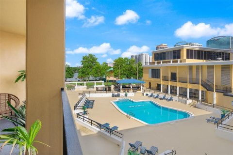 Condo in Orlando, Florida, 2 bedrooms  № 2201836 - photo 7