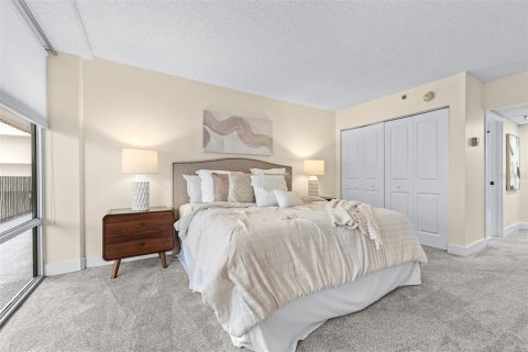 Condo in Orlando, Florida, 2 bedrooms  № 2201836 - photo 29