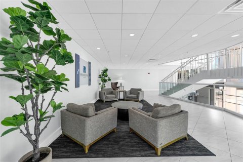 Condo in Orlando, Florida, 2 bedrooms  № 2201836 - photo 4