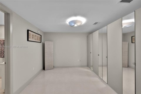 Copropriété à vendre à Hallandale Beach, Floride: 3 chambres, 145.95 m2 № 2145712 - photo 21