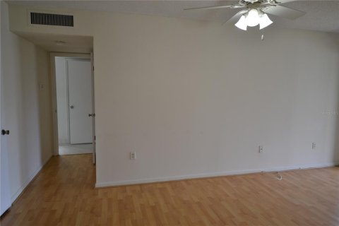 Copropriété à louer à New Port Richey, Floride: 1 chambre, 65.77 m2 № 1837802 - photo 15