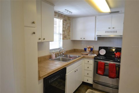 Copropriété à louer à New Port Richey, Floride: 1 chambre, 65.77 m2 № 1837802 - photo 6