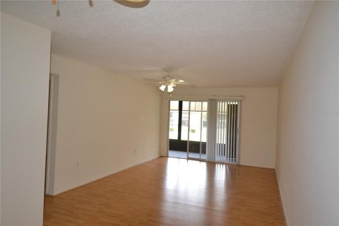 Copropriété à louer à New Port Richey, Floride: 1 chambre, 65.77 m2 № 1837802 - photo 13