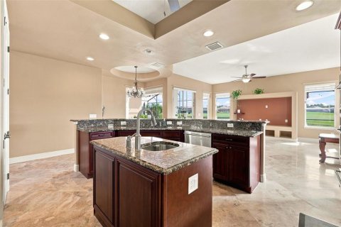 Casa en venta en Davenport, Florida, 5 dormitorios, 374.77 m2 № 2200707 - foto 25