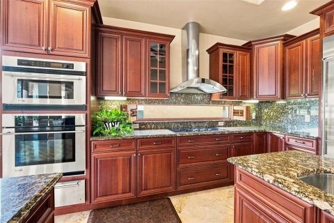 Casa en venta en Davenport, Florida, 5 dormitorios, 374.77 m2 № 2200707 - foto 22