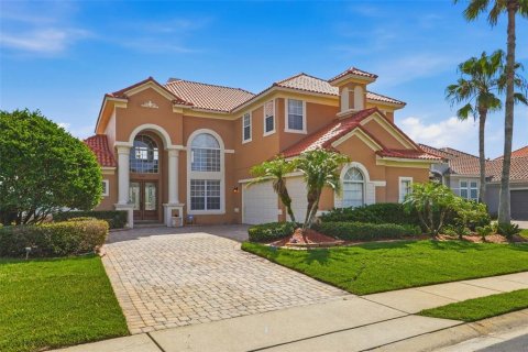 House in Davenport, Florida 5 bedrooms, 374.77 sq.m. № 2200707
