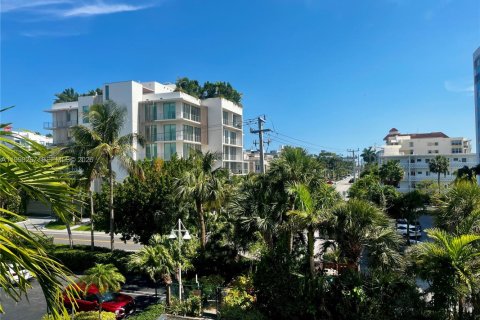 Condominio en alquiler en Bay Harbor Islands, Florida, 1 dormitorio, 88.26 m2 № 2063495 - foto 13