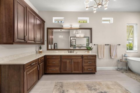 Casa en venta en Gainesville, Florida, 4 dormitorios, 299.98 m2 № 1847042 - foto 28