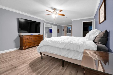 House in Davenport, Florida 5 bedrooms, 336.58 sq.m. № 1900027 - photo 27