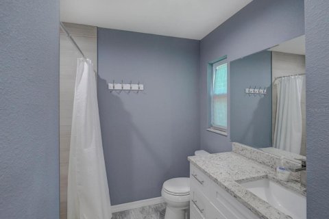 House in Palm Harbor, Florida 4 bedrooms, 179.49 sq.m. № 1566390 - photo 21
